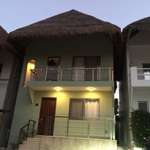 Meet your Posher, Hkl